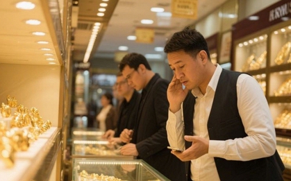 Phát hiện người đàn ông chi 19 tỷ đồng mua vàng không cần nhìn giá, thanh toán bằng 3 thẻ ngân hàng: Chủ tiệm lập tức báo công an