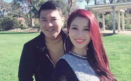 "Cô thư ký xinh đẹp" cưới đại gia nổi tiếng: "Chồng chỉ cần ngồi im và cười, phần còn lại để vợ lo"