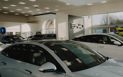 Loạt 'ông lớn' sản xuất ô tô sắp lỗi thời vì chỉ có thể làm xe xăng, 3 triệu lao động đứng trước nguy cơ thất nghiệp