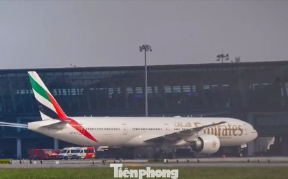 Cận cảnh máy bay "nhà giàu" Trung Đông đang tránh chiến sự ở Nội Bài