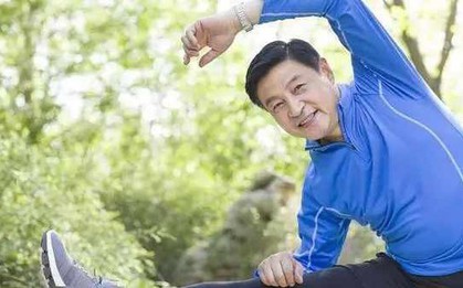 Hiện tượng kỳ lạ: Hầu hết những người đàn ông có thể sống lâu đều ngừng làm 4 điều này sau 55 tuổi