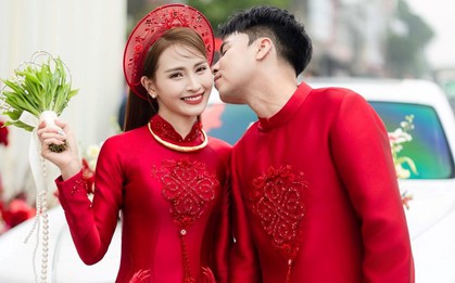 MC Huyền Trang Mù Tạt ứa nước mắt vì món quà 8.3 của chồng sắp cưới - tuyển thủ Phạm Đức Huy