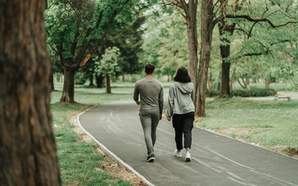 Điều gì xảy ra với cơ thể khi bạn đi bộ 20 phút mỗi ngày?