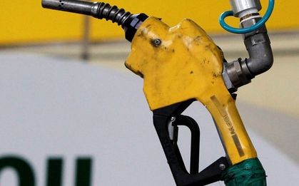 Chính thức: Giảm thuế nhập khẩu xăng dầu xuống 0%