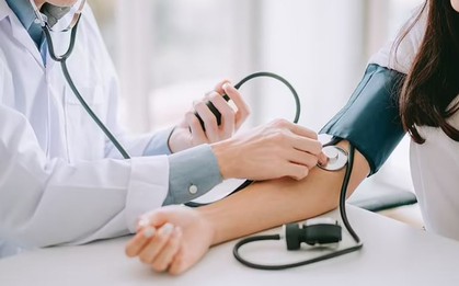 Viện trưởng Viện Tim mạch cảnh báo con số đáng lo về huyết áp người Việt