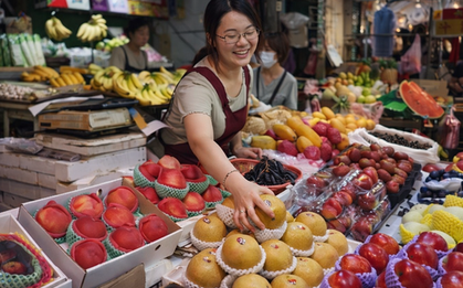 Chủ tiệm trái cây kiếm hơn 200 triệu/tháng nhờ 3 bước đơn giản: Cửa hàng nhỏ vẫn có thể hút khách đều