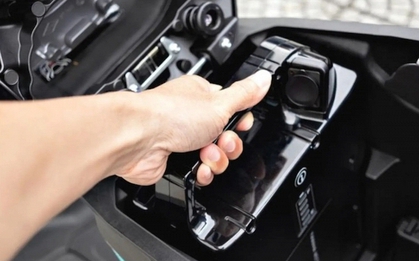 Sai lầm khi dùng xe máy điện mùa nắng nóng mà nhiều người Việt đang mắc phải