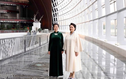 Công trình Phu nhân Ngô Phương Ly vừa thăm: Bao quanh bởi hồ nhân tạo, có lối vào qua hành lang ngầm