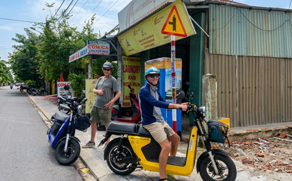 Lỡ gõ sai một dấu câu tiếng Việt, anh Tây biến mình thành tài xế bất đắc dĩ