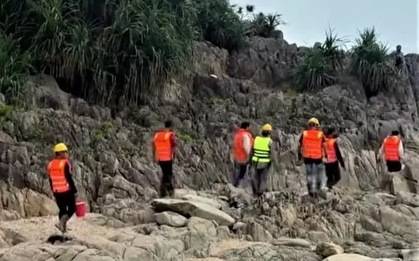 Hàng trăm người tìm kiếm nam kỹ sư mất tích khi đi tắm biển