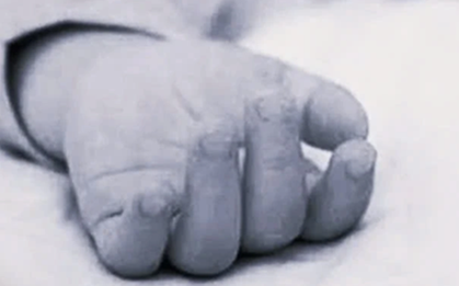 Bé gái 2 tuổi tử vong trong ô tô, bác sĩ chỉ mặt điểm tên những điều "ám ảnh" có thể xảy ra trong vài phút