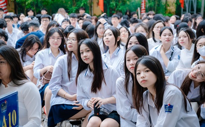 Công bố 12 nhóm ngành "hút" thí sinh nhất 2025: Kinh doanh - quản lý áp đảo, nhóm Sư phạm tăng mạnh