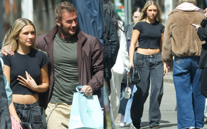 Tóm dính David Beckham đưa con gái đi shopping, nhan sắc "cam thường" của tiểu thư Harper khác trên mạng quá