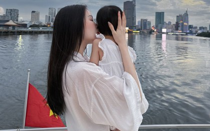 Tiểu thư Việt được giấu kín bưng: Mẹ là hot girl Hà thành, bố là con trai tỷ phú, họ hàng toàn nhân vật đình đám