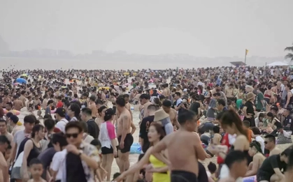 Cô Tô 'cháy' phòng, du thuyền Hạ Long sắp hết chỗ