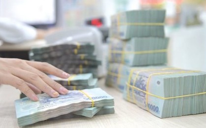 Tài khoản của 1 công ty phát sinh chuyển khoản 570 triệu đồng với người phụ nữ ở Nà Hang: Công an lập tức xác minh giao dịch