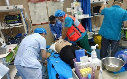 Người đàn ông nhồi máu cơ tim khi ân ái, bác sĩ cảnh báo đặc biệt: Say mê mấy có 4 cảm giác phải dừng ngay!