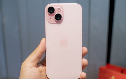 Chiếc iPhone đã bị "khai tử" tăng giá