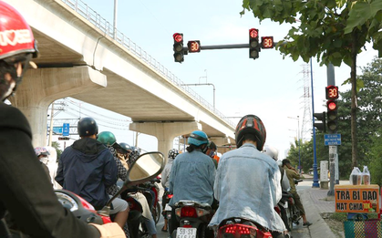 Dừng đèn đỏ kiểu này có thể bị phạt tới 22 triệu đồng, người dân chú ý