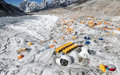 Vì sao những người thiệt mạng trên núi Everest sẽ phải nằm lại đó mãi mãi?
