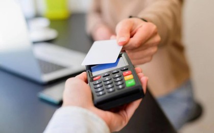 Tin rất vui: Khách Việt sẽ không còn phải trả thêm phí khi quẹt thẻ tại quốc gia này, tiết kiệm tiền triệu