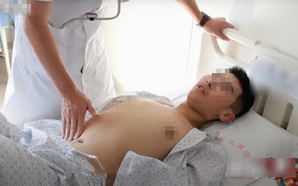 Nam sinh 15 tuổi nôn ra máu, nội soi thấy "sỏi dạ dày": 80% các trường hợp ung thư dạ dày có liên quan