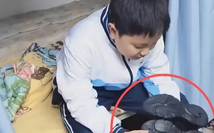 Mẹ lên mạng than vãn con trai "tí tuổi đã hoang phí", ai ngờ nghe chuyện chị kể, dân mạng nói thẳng: Sợ nhất kiểu phụ huynh này!