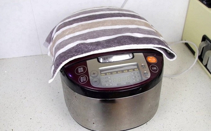 Nấu cơm 20 năm chưa chắc bạn đã biết: Mẹo giúp cơm mềm dẻo, nồi cơm điện "sống thọ"