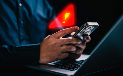 Công an cảnh báo: Lập tức ngắt kết nối mạng, khôi phục cài đặt gốc và đổi mật khẩu ngân hàng, Zalo trên thiết bị sạch khác khi cài phải ứng dụng này