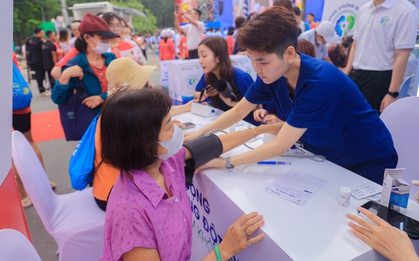 Long Châu, Bayer và OMRON hợp lực triển khai tầm soát rung nhĩ, phòng đột quỵ trên diện rộng