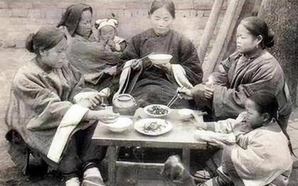 Ảnh thực tế cuộc sống của nhà giàu cuối Thanh triều: Không giống như trên phim, khổ hơn nhiều so với tưởng tượng