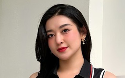 Từ vụ Á hậu Huyền My pass lại đôi giày hiệu cũ, nghĩ gì về chuyện nghệ sĩ thanh lý quần áo mặc rồi