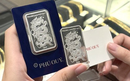 Giá bạc sáng nay giảm 4 triệu đồng/kg