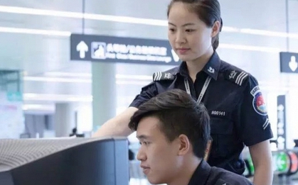 Phát hiện nhiều người chi 158 triệu để “chạy” công việc trực tàu lương 9 triệu, trực đêm liên tục: Cảnh sát vào cuộc