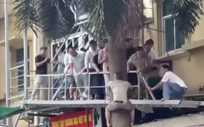 Công an Lạng Sơn nói gì về clip cho rằng 'nhiều người đu cây tháo chạy khỏi casino'