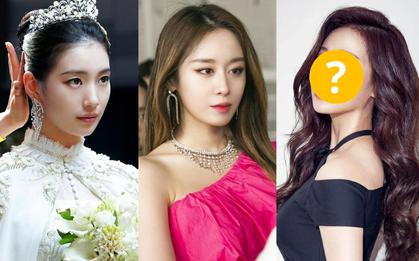 Thấy Suzy - Jiyeon (T-ara) ở cùng 1 chỗ, “thánh body” showbiz vội lao vào buồng kín khóc tu tu 1 mình