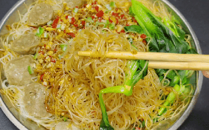Chỉ mất 10 phút để nấu món ăn siêu ngon dùng cho bữa sáng hay bữa trưa đều hợp lại có cả rau và thịt