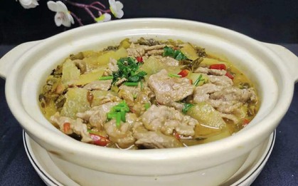 Thử ngay, món này ngon tuyệt khi ăn kèm với cơm, đến mức sẽ không còn một giọt nước dùng nào sót lại