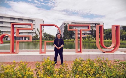 Thạc sĩ Choi Wonseok giảng dạy Hán tự và Kinh tế Hàn Quốc tại FPT University trong học kỳ mới