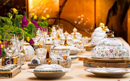"Bảo tướng vận thái" - Bộ bát đĩa sứ giá 76 triệu đồng đặc biệt dùng trong quốc yến thiết đãi ông Trump