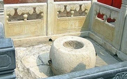 Bí mật "lạnh người" giếng Trân Phi giữa lòng Tử Cấm Thành