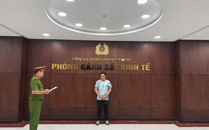 TP.HCM: Khởi tố ông chủ chuỗi K.W Sneaker, thu hơn 1.400 đôi giày giả nhãn hiệu Nike, Adidas, New Balance, Onitsuka Tiger gần 3,4 tỷ đồng