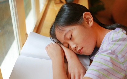 Chuyên viên tư vấn học đường cảnh báo: Đem ngay "3 THỨ" này ra khỏi phòng ngủ con bạn!