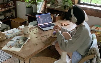 Tại sao khi ngồi học không nên quay lưng ra cửa phòng?
