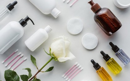 Nóng: Một loại kem chống nắng và mặt nạ dưỡng trắng da bị buộc thu hồi, tiêu hủy toàn quốc