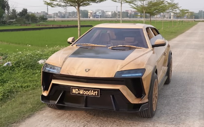 Ông bố Bắc Ninh tự chế "siêu xe gỗ" giống Lamborghini Urus: Khung gầm sắt, lốp gỗ khắc tay như thật, động cơ điện đặt sau