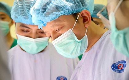 Tưởng nhiệt miệng, người đàn ông trẻ phát hiện ung thư lưỡi