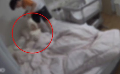 Đoạn video gây phẫn nộ: Cha mẹ còn dám cho con ở 1 mình với người lạ nữa không?