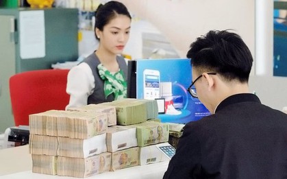 Gửi tiền ở VIB, PGBank, MBV, LPBank: Có bao nhiêu mới lãi được 25 triệu/tháng?