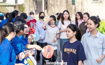 Nghệ An loạn tin "3.000 hồ sơ" đăng ký lớp 10, các trường nói gì?